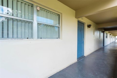 Copropriété à louer à Tamarac, Floride: 2 chambres, 88.16 m2 № 2154928 - photo 23