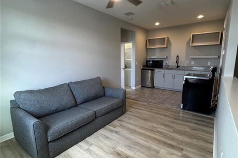 Casa en alquiler en Winter Garden, Florida, 1 dormitorio, 52.12 m2 № 2285518 - foto 7