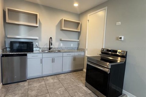 Casa en alquiler en Winter Garden, Florida, 1 dormitorio, 52.12 m2 № 2285518 - foto 6