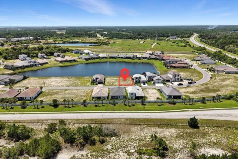 Commercial property in Palm Coast, Florida № 2146161 - photo 2