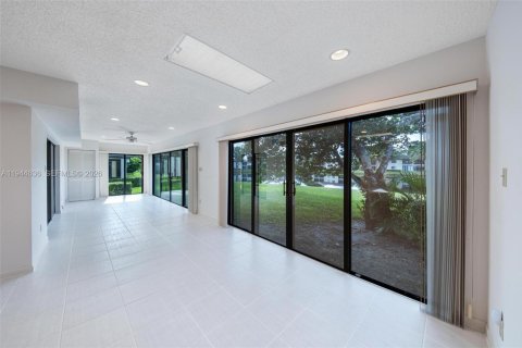 Купить виллу или дом в Бока-Ратон, Флорида 3 спальни, 184.5м2, № 2056792 - фото 5