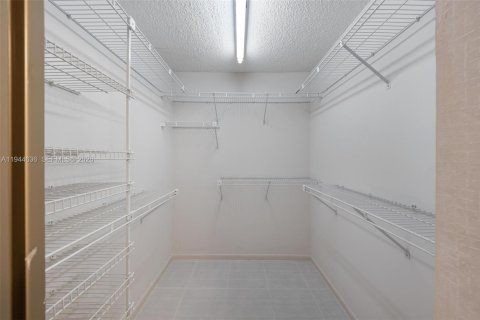 Купить виллу или дом в Бока-Ратон, Флорида 3 спальни, 184.5м2, № 2056792 - фото 14