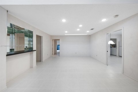 Купить виллу или дом в Бока-Ратон, Флорида 3 спальни, 184.5м2, № 2056792 - фото 20