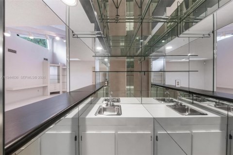 Купить виллу или дом в Бока-Ратон, Флорида 3 спальни, 184.5м2, № 2056792 - фото 25