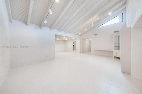 Купить виллу или дом в Бока-Ратон, Флорида 3 спальни, 184.5м2, № 2056792 - фото 19