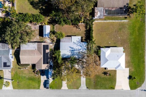 Villa ou maison à vendre à Port St. Lucie, Floride: 3 chambres, 123.37 m2 № 2077873 - photo 23