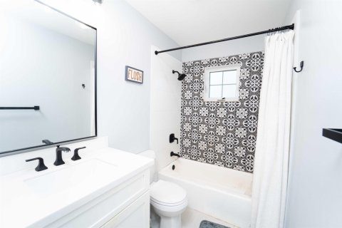 Villa ou maison à vendre à Port St. Lucie, Floride: 3 chambres, 123.37 m2 № 2077873 - photo 13