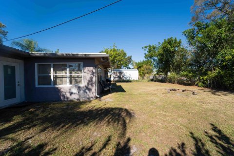 Villa ou maison à vendre à Port St. Lucie, Floride: 3 chambres, 123.37 m2 № 2077873 - photo 17