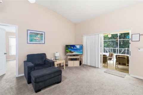 House in Davenport, Florida 3 bedrooms, 140.47 sq.m. № 2097820 - photo 12