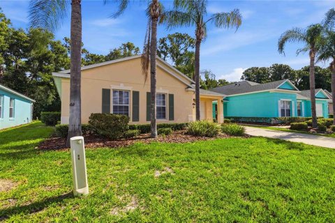 House in Davenport, Florida 3 bedrooms, 140.47 sq.m. № 2097820 - photo 3
