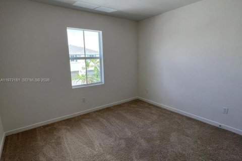 Touwnhouse à vendre à Homestead, Floride: 3 chambres, 159.05 m2 № 2051974 - photo 12