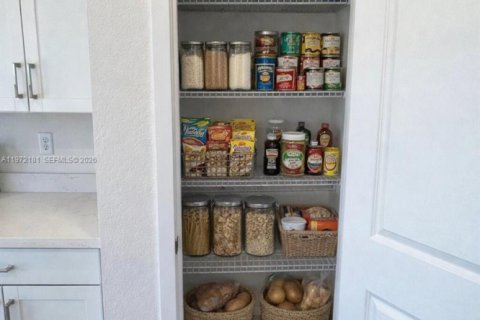 Touwnhouse à vendre à Homestead, Floride: 3 chambres, 159.05 m2 № 2051974 - photo 10