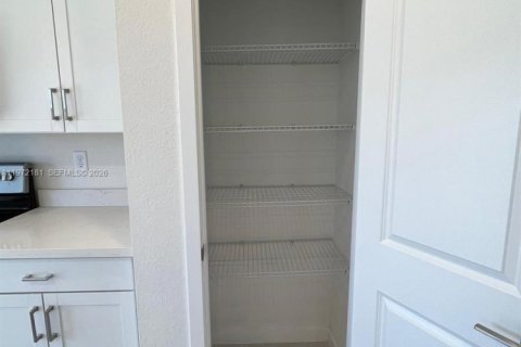 Touwnhouse à vendre à Homestead, Floride: 3 chambres, 159.05 m2 № 2051974 - photo 11