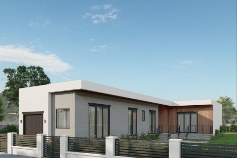 House in Miami, Florida 4 bedrooms, 179.49 sq.m. № 2014401 - photo 2