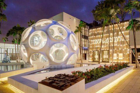 House in Miami, Florida 4 bedrooms, 179.49 sq.m. № 2014401 - photo 8