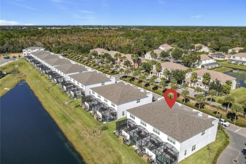 Villa ou maison à vendre à Clermont, Floride: 3 chambres, 210.52 m2 № 2082373 - photo 5