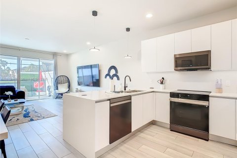 Villa ou maison à vendre à Clermont, Floride: 3 chambres, 210.52 m2 № 2082373 - photo 17