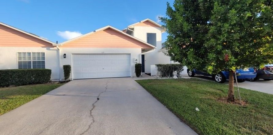 Townhouse in Melbourne, Florida 2 bedrooms, 141.21 sq.m. № 1833413
