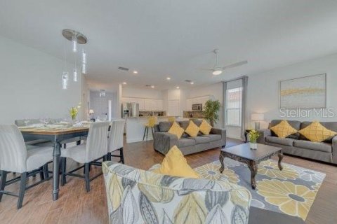 Villa ou maison à vendre à Kissimmee, Floride: 4 chambres, 195.93 m2 № 1719542 - photo 17