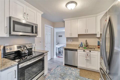 Villa ou maison à vendre à Tampa, Floride: 3 chambres, 134.71 m2 № 1874112 - photo 6