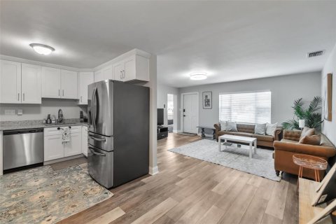 Villa ou maison à vendre à Tampa, Floride: 3 chambres, 134.71 m2 № 1874112 - photo 7