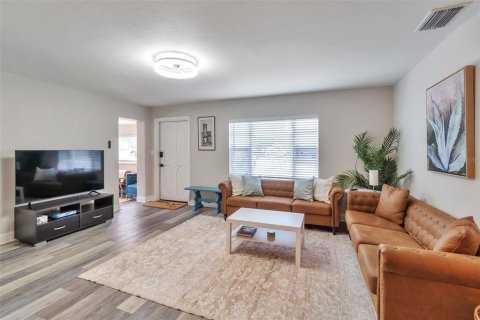 Villa ou maison à vendre à Tampa, Floride: 3 chambres, 134.71 m2 № 1874112 - photo 4