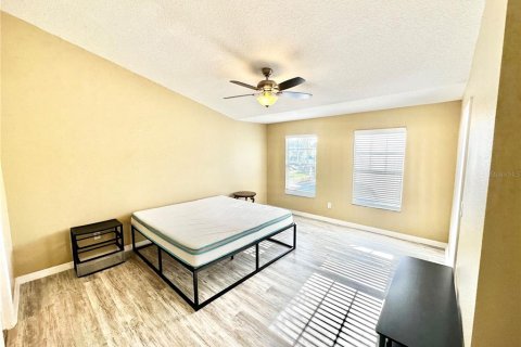 Adosado en venta en Tampa, Florida, 2 dormitorios, 116.31 m2 № 1797312 - foto 5