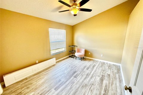 Adosado en venta en Tampa, Florida, 2 dormitorios, 116.31 m2 № 1797312 - foto 10
