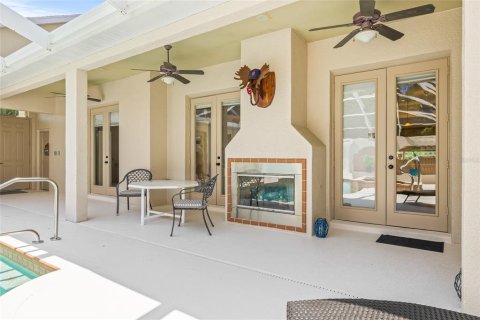 Casa en venta en Weeki Wachee, Florida, 5 dormitorios, 281.77 m2 № 1689626 - foto 13