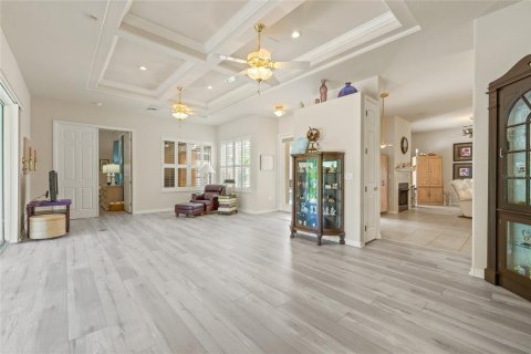 Casa en venta en Weeki Wachee, Florida, 5 dormitorios, 281.77 m2 № 1689626 - foto 27