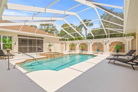 Casa en venta en Weeki Wachee, Florida, 5 dormitorios, 281.77 m2 № 1689626 - foto 6