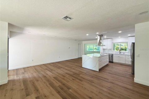 Casa en alquiler en Sarasota, Florida, 3 dormitorios, 180.69 m2 № 1918502 - foto 5