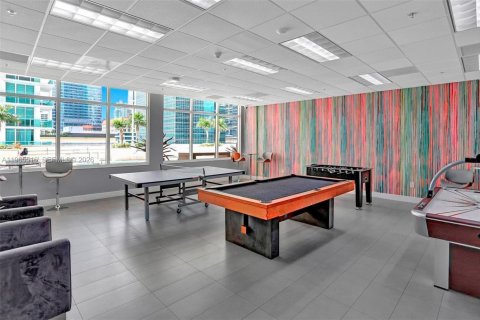 Condominio en venta en Miami, Florida, 1 dormitorio, 76.64 m2 № 2027577 - foto 28