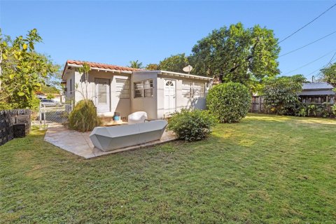 Купить виллу или дом в Майами, Флорида 3 спальни, 119.29м2, № 1989278 - фото 19