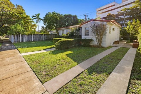 Купить виллу или дом в Майами, Флорида 3 спальни, 119.29м2, № 1989278 - фото 3