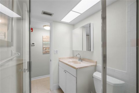 Copropriété à vendre à Saint Petersburg, Floride: 2 chambres, 78.04 m2 № 2226053 - photo 18