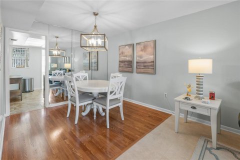 Copropriété à vendre à Saint Petersburg, Floride: 2 chambres, 78.04 m2 № 2226053 - photo 5