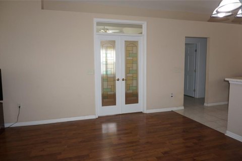 House in Ocala, Florida 2 bedrooms, 165.18 sq.m. № 1528128 - photo 27