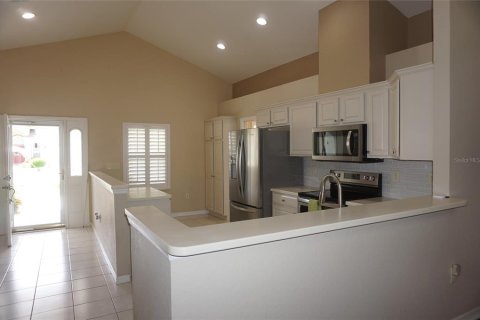 House in Ocala, Florida 2 bedrooms, 165.18 sq.m. № 1528128 - photo 16