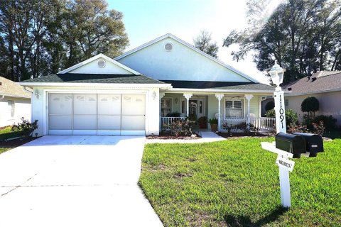 House in Ocala, Florida 2 bedrooms, 165.18 sq.m. № 1528128 - photo 1