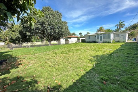 Купить виллу или дом в Майами, Флорида 3 спальни, 124.49м2, № 2067617 - фото 27