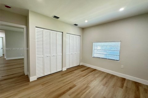 Купить виллу или дом в Майами, Флорида 3 спальни, 124.49м2, № 2067617 - фото 14