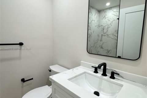 Купить виллу или дом в Майами, Флорида 3 спальни, 124.49м2, № 2067617 - фото 15