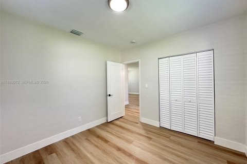 Купить виллу или дом в Майами, Флорида 3 спальни, 124.49м2, № 2067617 - фото 21