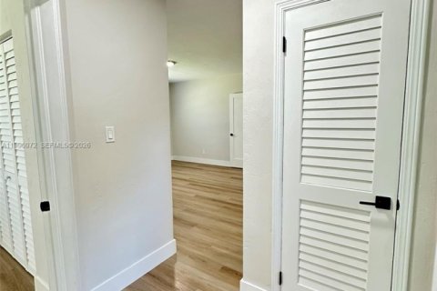 Купить виллу или дом в Майами, Флорида 3 спальни, 124.49м2, № 2067617 - фото 26