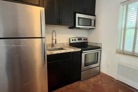 Copropriété à vendre à Miami, Floride: 33.44 m2 № 1979500 - photo 3