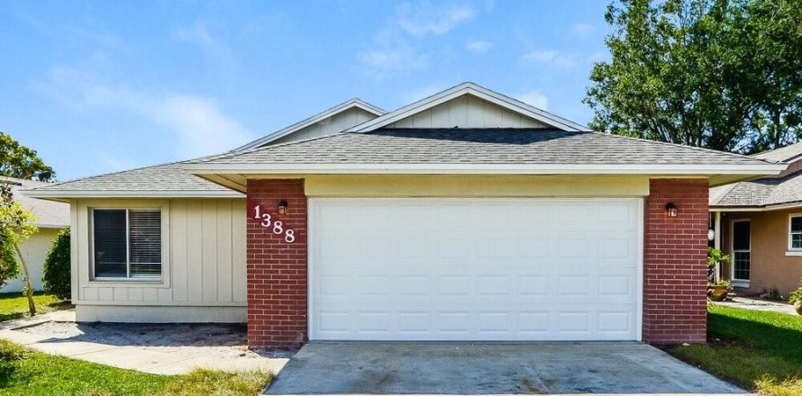 Villa ou maison à Winter Springs, Floride 3 chambres, 149.29 m2 № 1845291