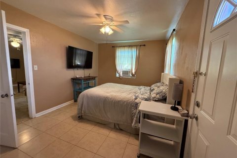 Apartment in Saint Pete Beach, Florida 1 bedroom, 45.52 sq.m. № 1870585 - photo 11