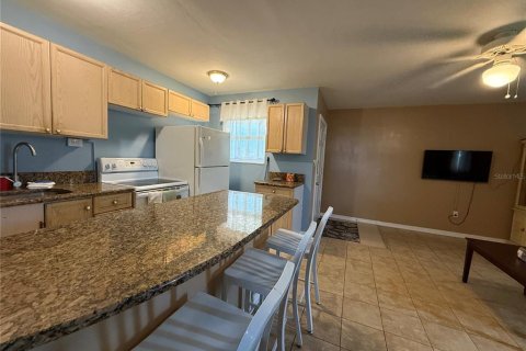 Apartment in Saint Pete Beach, Florida 1 bedroom, 45.52 sq.m. № 1870585 - photo 7