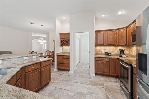 Casa en venta en The Villages, Florida, 3 dormitorios, 179.3 m2 № 1883413 - foto 4